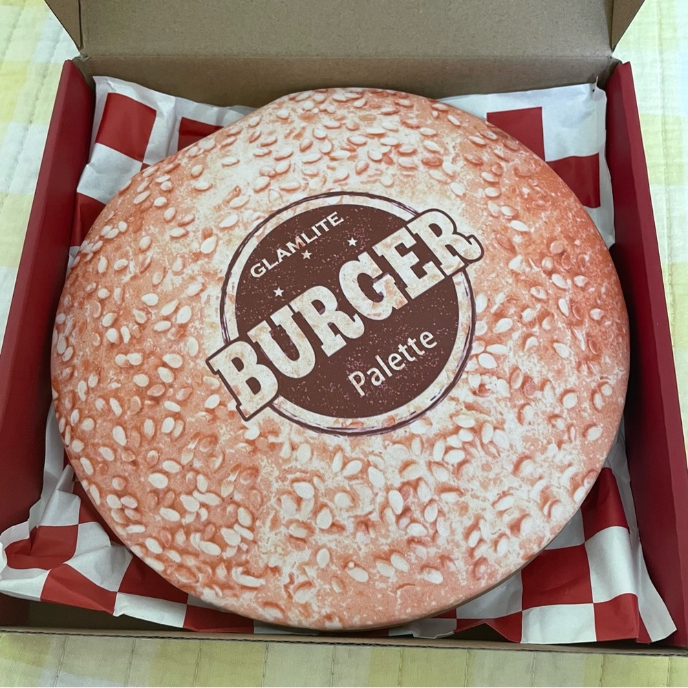 Glamlite Burger Eyeshadow Palette